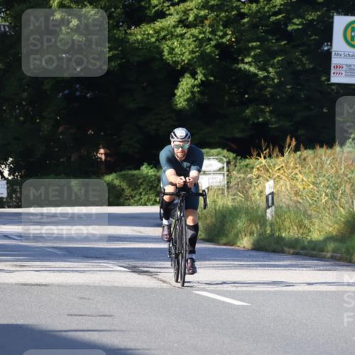 25.08.2024 - Elbe Triathlon Hamburg Fuchs,  Jonas http://msf.ph/oto/6870346 25.08.2024 09:34:04 Radfahren 245, 314, 159 meine-sportfotos.de