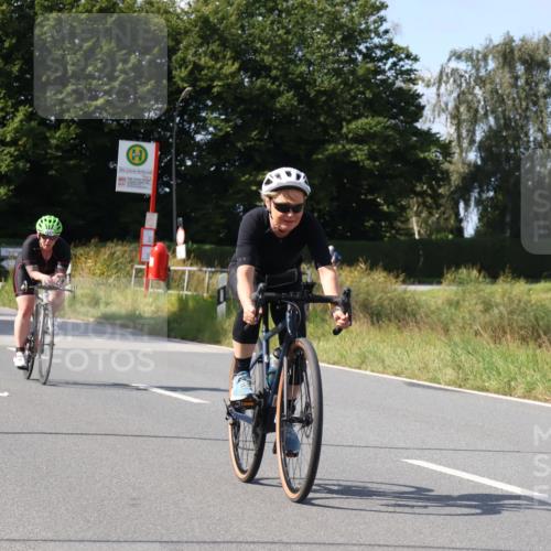 25.08.2024 - Elbe Triathlon Hamburg Fuchs,  Jonas http://msf.ph/oto/6870353 25.08.2024 11:10:23 Radfahren 1519, 1668, 1713, 1475, 1591, 1547, 1559 meine-sportfotos.de