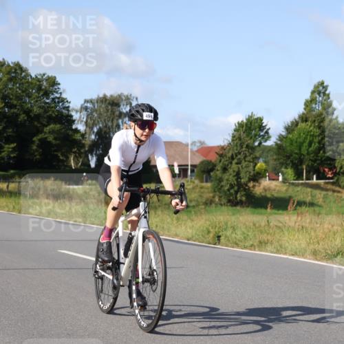 25.08.2024 - Elbe Triathlon Hamburg Fuchs,  Jonas http://msf.ph/oto/6870363 25.08.2024 10:27:26 Radfahren 542, 494, 710 meine-sportfotos.de