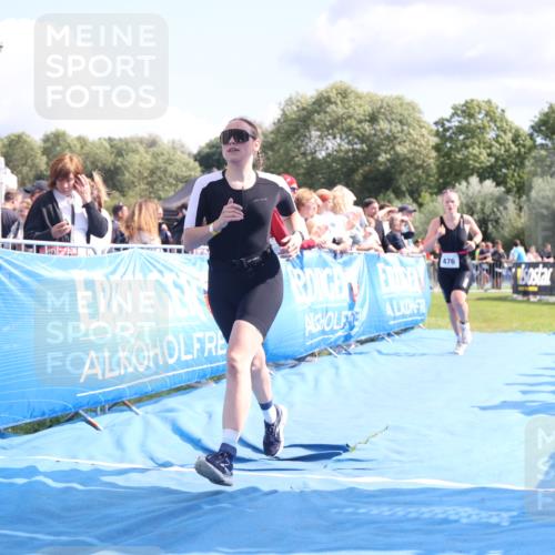 25.08.2024 - Elbe Triathlon Hamburg H.Heesch http://msf.ph/oto/6870374 25.08.2024 11:58:28 Ziel 476, 512, 1645 meine-sportfotos.de