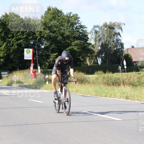 25.08.2024 - Elbe Triathlon Hamburg Fuchs,  Jonas http://msf.ph/oto/6870391 25.08.2024 10:27:31 Radfahren 494, 710, 579, 545 meine-sportfotos.de