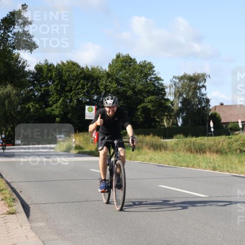 25.08.2024 - Elbe Triathlon Hamburg Fuchs,  Jonas http://msf.ph/oto/6870430 25.08.2024 10:27:33 Radfahren 710, 579, 545 meine-sportfotos.de