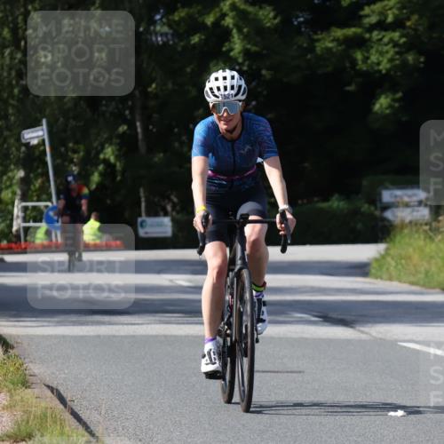 25.08.2024 - Elbe Triathlon Hamburg Fuchs,  Jonas http://msf.ph/oto/6870452 25.08.2024 11:10:34 Radfahren 1559, 1571, 1521, 1707 meine-sportfotos.de