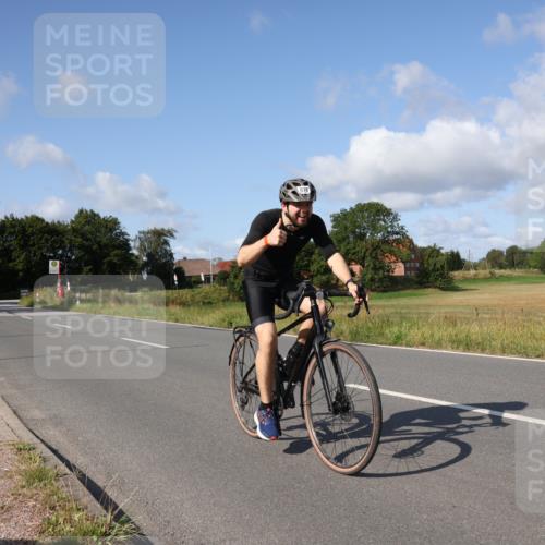 25.08.2024 - Elbe Triathlon Hamburg Fuchs,  Jonas http://msf.ph/oto/6870456 25.08.2024 10:27:34 Radfahren 710, 579, 545 meine-sportfotos.de