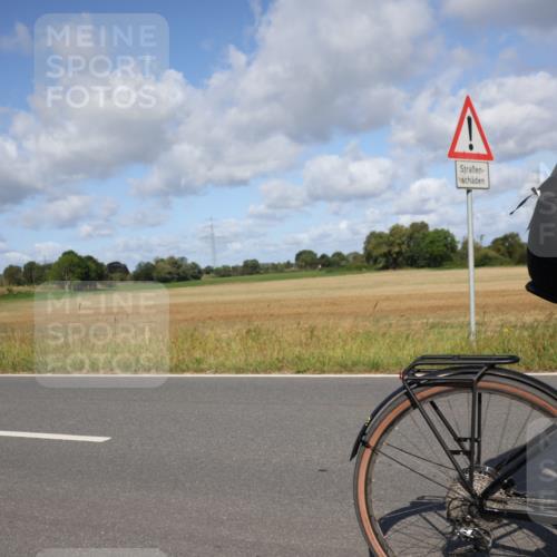 25.08.2024 - Elbe Triathlon Hamburg Fuchs,  Jonas http://msf.ph/oto/6870471 25.08.2024 10:27:34 Radfahren 710, 579, 545 meine-sportfotos.de