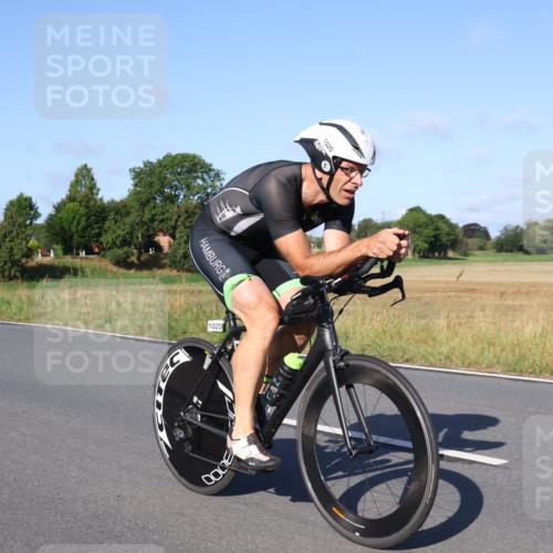 25.08.2024 - Elbe Triathlon Hamburg Fuchs,  Jonas http://msf.ph/oto/6870483 25.08.2024 09:34:11 Radfahren 245, 314, 159 meine-sportfotos.de