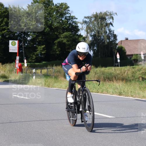 25.08.2024 - Elbe Triathlon Hamburg Fuchs,  Jonas http://msf.ph/oto/6870490 25.08.2024 10:27:37 Radfahren 579, 545, 641 meine-sportfotos.de