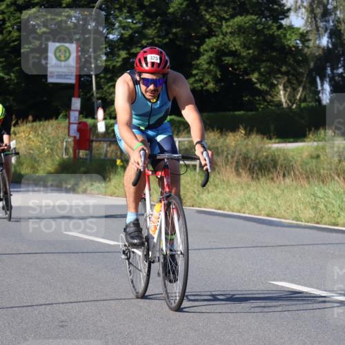 25.08.2024 - Elbe Triathlon Hamburg Fuchs,  Jonas http://msf.ph/oto/6870498 25.08.2024 09:34:18 Radfahren 325, 80 meine-sportfotos.de