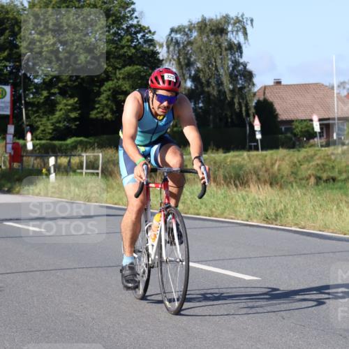 25.08.2024 - Elbe Triathlon Hamburg Fuchs,  Jonas http://msf.ph/oto/6870512 25.08.2024 09:34:19 Radfahren 325, 80 meine-sportfotos.de