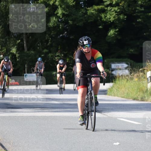 25.08.2024 - Elbe Triathlon Hamburg Fuchs,  Jonas http://msf.ph/oto/6870522 25.08.2024 11:10:39 Radfahren 1571, 1521, 1707, 1718, 1715, 1529 meine-sportfotos.de