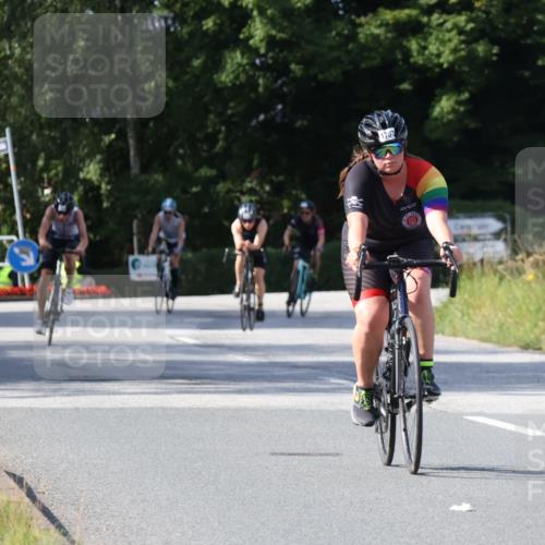 25.08.2024 - Elbe Triathlon Hamburg Fuchs,  Jonas http://msf.ph/oto/6870531 25.08.2024 11:10:39 Radfahren 1571, 1521, 1707, 1718, 1715, 1529 meine-sportfotos.de