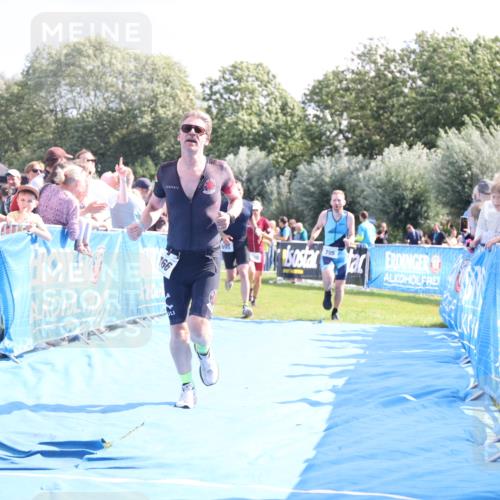 25.08.2024 - Elbe Triathlon Hamburg H.Heesch http://msf.ph/oto/6870573 25.08.2024 11:36:05 Ziel 530, 695, 705, 766 meine-sportfotos.de