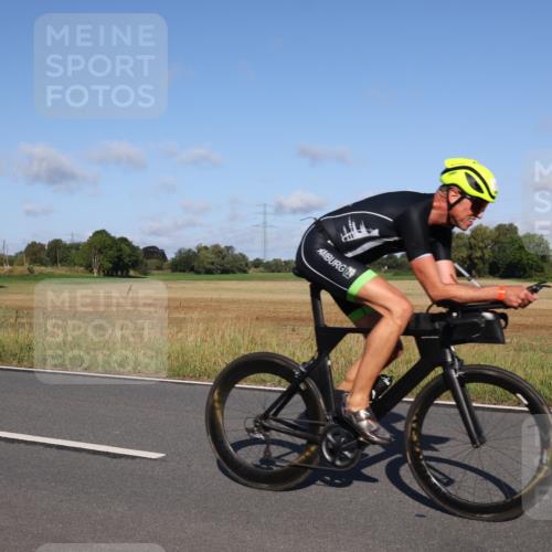 25.08.2024 - Elbe Triathlon Hamburg Fuchs,  Jonas http://msf.ph/oto/6870574 25.08.2024 09:34:21 Radfahren 325, 80 meine-sportfotos.de