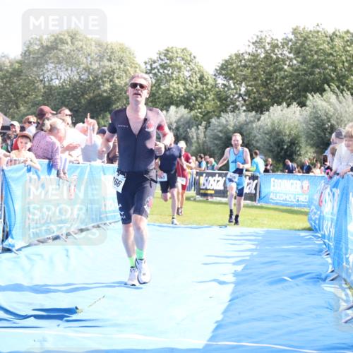 25.08.2024 - Elbe Triathlon Hamburg H.Heesch http://msf.ph/oto/6870581 25.08.2024 11:36:05 Ziel 530, 695, 705, 766 meine-sportfotos.de