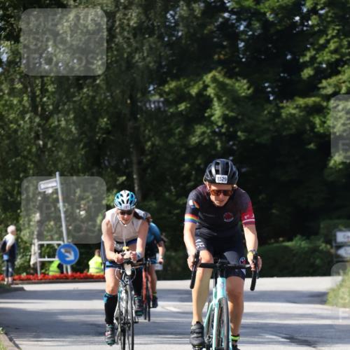 25.08.2024 - Elbe Triathlon Hamburg Fuchs,  Jonas http://msf.ph/oto/6870610 25.08.2024 11:10:44 Radfahren 1707, 1718, 1715, 1529, 791, 1597, 1556 meine-sportfotos.de