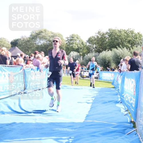 25.08.2024 - Elbe Triathlon Hamburg H.Heesch http://msf.ph/oto/6870649 25.08.2024 11:36:05 Ziel 530, 695, 705, 766 meine-sportfotos.de