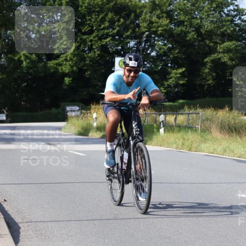 25.08.2024 - Elbe Triathlon Hamburg Fuchs,  Jonas http://msf.ph/oto/6870650 25.08.2024 10:28:09 Radfahren 496, 626 meine-sportfotos.de