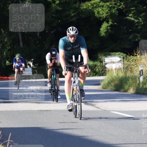 25.08.2024 - Elbe Triathlon Hamburg Fuchs,  Jonas http://msf.ph/oto/6870652 25.08.2024 09:34:37 Radfahren 232, 424, 344, 203, 265 meine-sportfotos.de