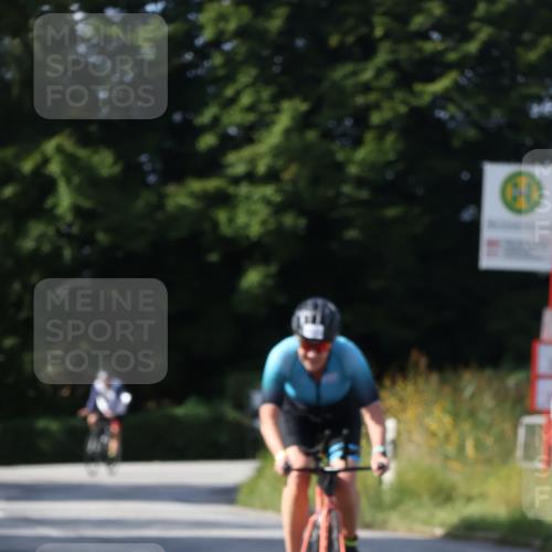 25.08.2024 - Elbe Triathlon Hamburg Fuchs,  Jonas http://msf.ph/oto/6870662 25.08.2024 11:10:47 Radfahren 1718, 1715, 1529, 791, 1597, 1556 meine-sportfotos.de
