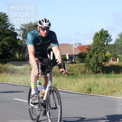 25.08.2024 - Elbe Triathlon Hamburg Fuchs,  Jonas http://msf.ph/oto/6870666 25.08.2024 09:34:39 Radfahren 232, 424, 344, 203, 265 meine-sportfotos.de
