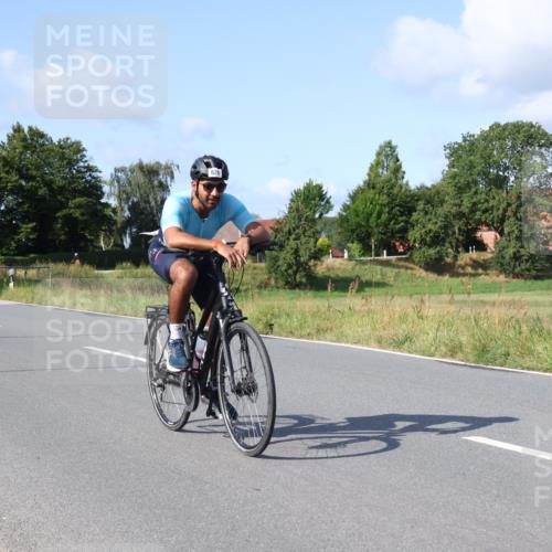 25.08.2024 - Elbe Triathlon Hamburg Fuchs,  Jonas http://msf.ph/oto/6870670 25.08.2024 10:28:10 Radfahren 496, 626 meine-sportfotos.de