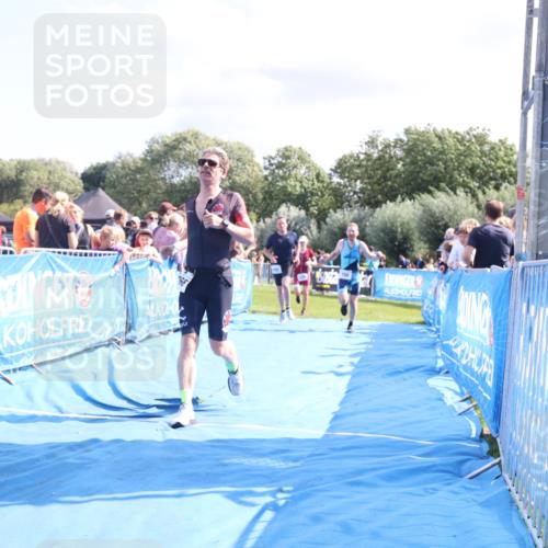 25.08.2024 - Elbe Triathlon Hamburg H.Heesch http://msf.ph/oto/6870685 25.08.2024 11:36:06 Ziel 530, 695, 705, 766 meine-sportfotos.de