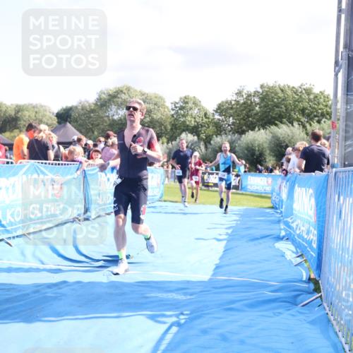 25.08.2024 - Elbe Triathlon Hamburg H.Heesch http://msf.ph/oto/6870697 25.08.2024 11:36:06 Ziel 530, 695, 705, 766 meine-sportfotos.de