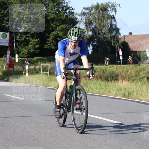25.08.2024 - Elbe Triathlon Hamburg Fuchs,  Jonas http://msf.ph/oto/6870721 25.08.2024 09:34:43 Radfahren 344, 203, 265 meine-sportfotos.de