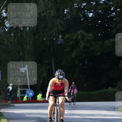25.08.2024 - Elbe Triathlon Hamburg Fuchs,  Jonas http://msf.ph/oto/6870723 25.08.2024 11:10:57 Radfahren 1423, 1514 meine-sportfotos.de