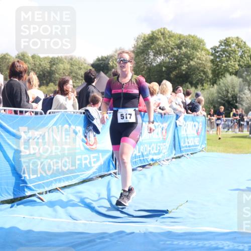 25.08.2024 - Elbe Triathlon Hamburg H.Heesch http://msf.ph/oto/6870725 25.08.2024 11:58:42 Ziel 517, 543, 1714 meine-sportfotos.de