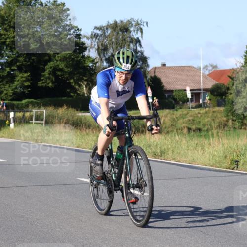 25.08.2024 - Elbe Triathlon Hamburg Fuchs,  Jonas http://msf.ph/oto/6870726 25.08.2024 09:34:43 Radfahren 344, 203, 265 meine-sportfotos.de