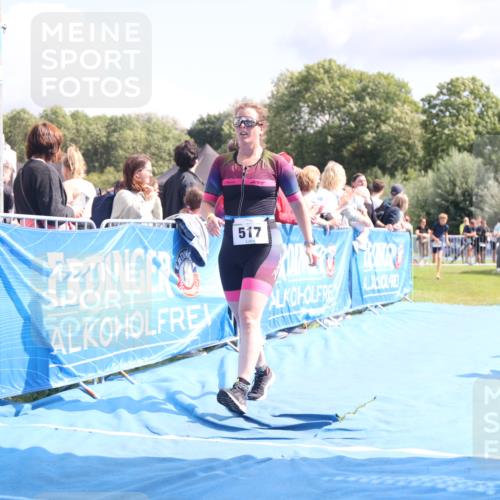 25.08.2024 - Elbe Triathlon Hamburg H.Heesch http://msf.ph/oto/6870733 25.08.2024 11:58:42 Ziel 517, 543, 1714 meine-sportfotos.de