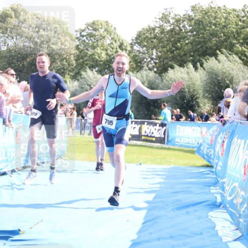 25.08.2024 - Elbe Triathlon Hamburg H.Heesch http://msf.ph/oto/6870735 25.08.2024 11:36:07 Ziel 530, 695, 705, 766 meine-sportfotos.de
