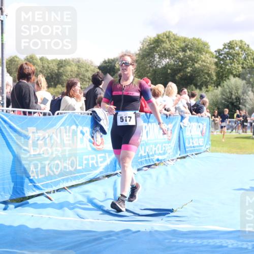 25.08.2024 - Elbe Triathlon Hamburg H.Heesch http://msf.ph/oto/6870743 25.08.2024 11:58:42 Ziel 517, 543, 1714 meine-sportfotos.de