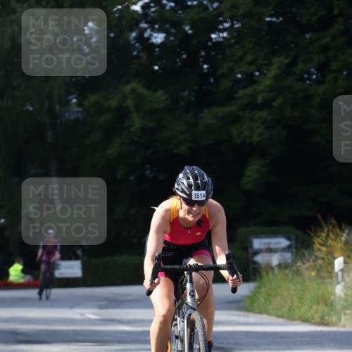 25.08.2024 - Elbe Triathlon Hamburg Fuchs,  Jonas http://msf.ph/oto/6870751 25.08.2024 11:10:58 Radfahren 1423, 1514 meine-sportfotos.de