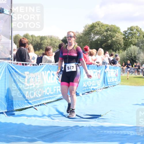 25.08.2024 - Elbe Triathlon Hamburg H.Heesch http://msf.ph/oto/6870770 25.08.2024 11:58:42 Ziel 517, 543, 1714 meine-sportfotos.de