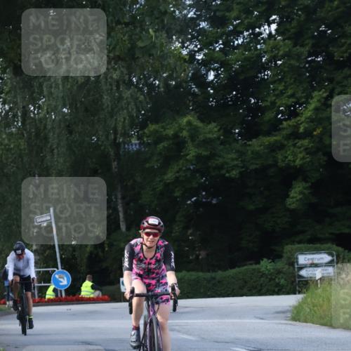 25.08.2024 - Elbe Triathlon Hamburg Fuchs,  Jonas http://msf.ph/oto/6870780 25.08.2024 11:11:04 Radfahren 1514, 1501, 1544 meine-sportfotos.de