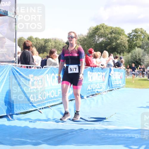 25.08.2024 - Elbe Triathlon Hamburg H.Heesch http://msf.ph/oto/6870786 25.08.2024 11:58:42 Ziel 517, 543, 1714 meine-sportfotos.de