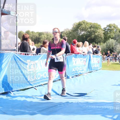 25.08.2024 - Elbe Triathlon Hamburg H.Heesch http://msf.ph/oto/6870803 25.08.2024 11:58:42 Ziel 517, 543, 1714 meine-sportfotos.de