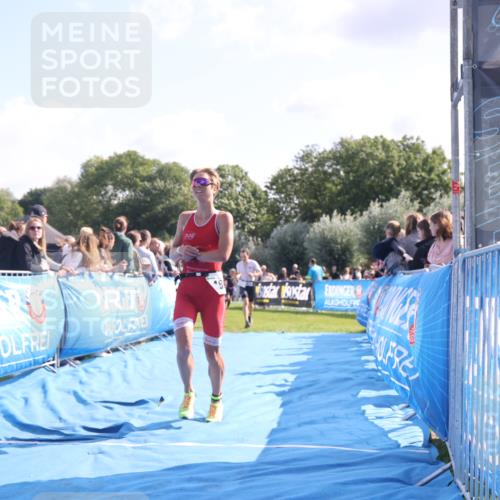 25.08.2024 - Elbe Triathlon Hamburg H.Heesch http://msf.ph/oto/6870830 25.08.2024 11:08:54 Ziel 199, 486, 594, 609 meine-sportfotos.de
