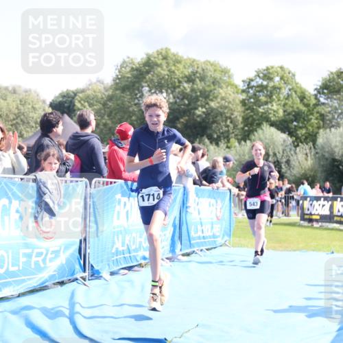 25.08.2024 - Elbe Triathlon Hamburg H.Heesch http://msf.ph/oto/6870834 25.08.2024 11:58:47 Ziel 517, 543, 1591, 1714 meine-sportfotos.de