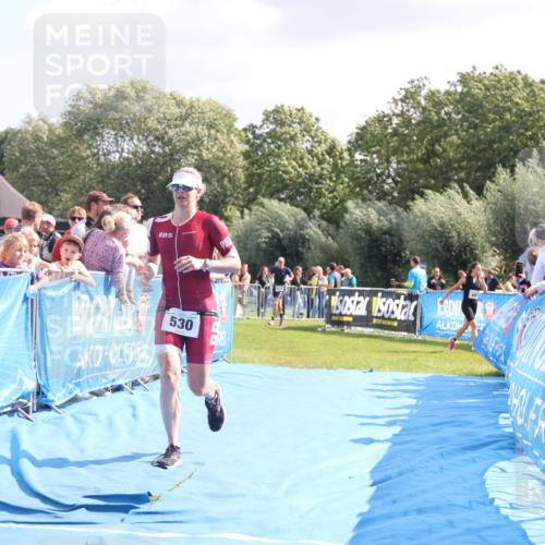 25.08.2024 - Elbe Triathlon Hamburg H.Heesch http://msf.ph/oto/6870840 25.08.2024 11:36:09 Ziel 530, 695, 705, 766 meine-sportfotos.de
