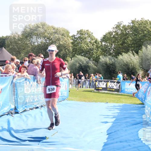 25.08.2024 - Elbe Triathlon Hamburg H.Heesch http://msf.ph/oto/6870860 25.08.2024 11:36:09 Ziel 530, 695, 705, 766 meine-sportfotos.de