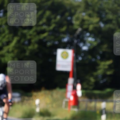 25.08.2024 - Elbe Triathlon Hamburg Fuchs,  Jonas http://msf.ph/oto/6870873 25.08.2024 10:28:43 Radfahren 453, 463, 452, 405, 663 meine-sportfotos.de