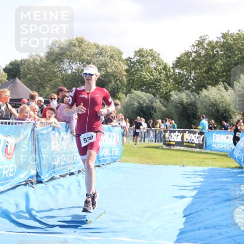 25.08.2024 - Elbe Triathlon Hamburg H.Heesch http://msf.ph/oto/6870878 25.08.2024 11:36:09 Ziel 530, 695, 705, 766 meine-sportfotos.de