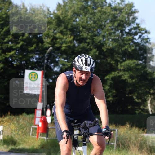 25.08.2024 - Elbe Triathlon Hamburg Fuchs,  Jonas http://msf.ph/oto/6870881 25.08.2024 10:28:44 Radfahren 453, 463, 452, 405, 663 meine-sportfotos.de