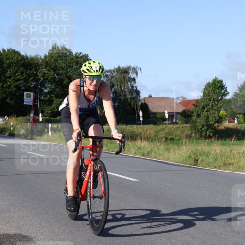 25.08.2024 - Elbe Triathlon Hamburg Fuchs,  Jonas http://msf.ph/oto/6870882 25.08.2024 09:35:00 Radfahren 319, 263, 123, 311, 255, 199 meine-sportfotos.de
