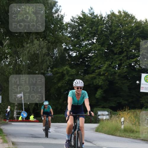 25.08.2024 - Elbe Triathlon Hamburg Fuchs,  Jonas http://msf.ph/oto/6870892 25.08.2024 11:11:24 Radfahren 1479, 1676 meine-sportfotos.de