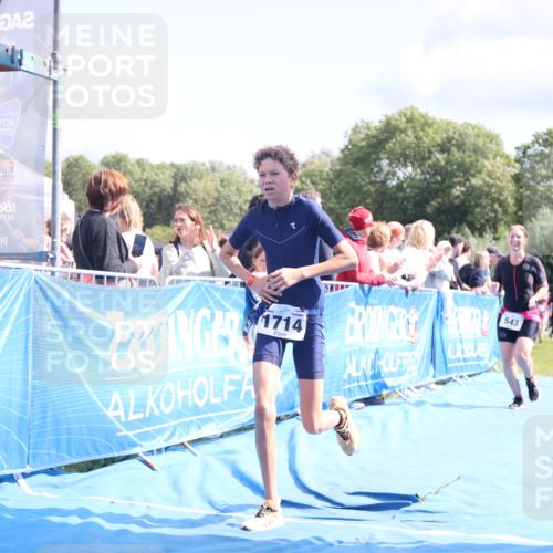 25.08.2024 - Elbe Triathlon Hamburg H.Heesch http://msf.ph/oto/6870898 25.08.2024 11:58:47 Ziel 517, 543, 1591, 1714 meine-sportfotos.de