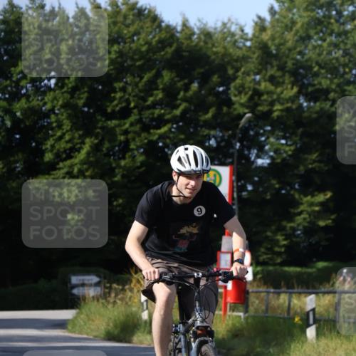 25.08.2024 - Elbe Triathlon Hamburg Fuchs,  Jonas http://msf.ph/oto/6870929 25.08.2024 10:28:53 Radfahren 650, 724 meine-sportfotos.de